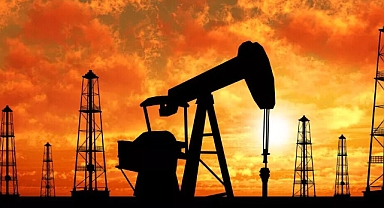 ABD'de Sondaj Kuleleri Arttı, Brent Petrol Haftayı Yükselişle Tamamladı
