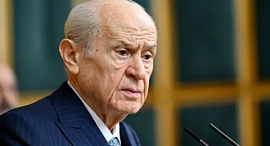 Bahçeli: Türkiye Çevresi Silahlarla, Füzelere ve Yeni Nesil Savaşlarla Kuşatılmaktadır