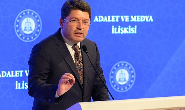 Bakan Tunç: Mahkemelere ve Hakimlere Kimse Emir ve Talimat Veremez