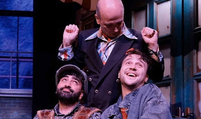 Bursa DT, 'Beşinci Frank' Oyununu Sahneye Koyuyor