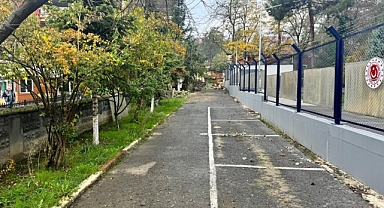 Çaycuma'da Acil Sokak'taki yol çalışmasında sona gelindi