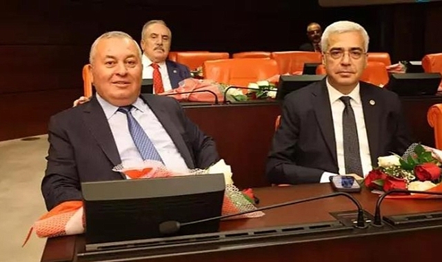 Cemal Enginyurt ve Salih Uzun, Demokrat Parti'den İstifa Etti