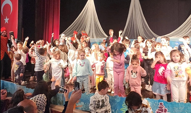 Çocuklar, "Balık Hastanesi" Oyununu Çok Sevdi