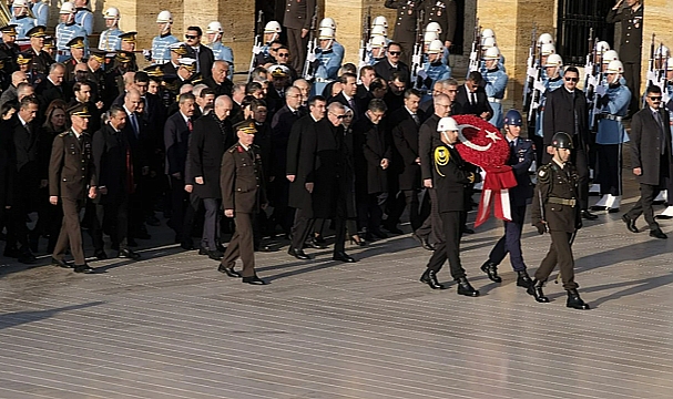 Cumhurbaşkanı Erdoğan ve Devlet Erkanı, Atatürk’ü Anıtkabir’de Huzurunda Andı