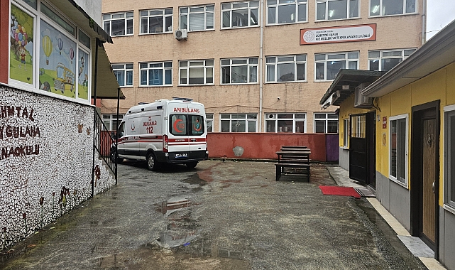 Ereğli’de 16 Yaşındaki Öğrenci Merdivenden Düşerek Yaralandı