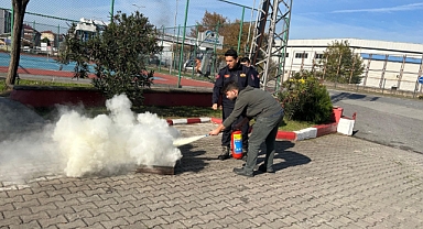 İtfaiye, Yangın Eğitimi Ve Tatbikatları Sürdürüyor