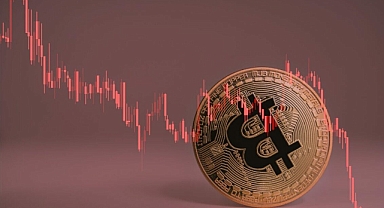 Kripto Piyasasında Büyük Tasfiye: 24 Saatte 670 Milyon Dolar Buhar Oldu