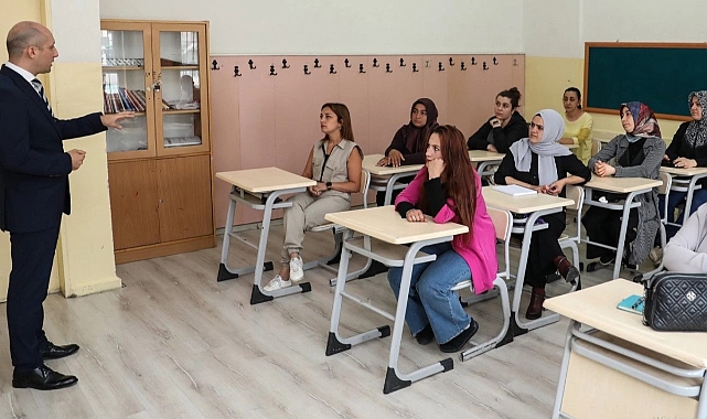 MEB'den Ailelere Yönelik 'Maarif Okulu' Programı