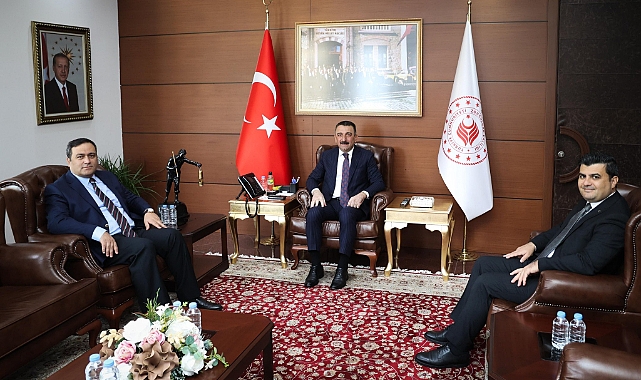 Mülkiye başmüfettişleri Zonguldak Valisi Osman Hacıbektaşoğlu'nu ziyaret etti