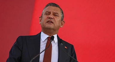 Özel'den Öğretmen Maaşlarıyla İlgili Çarpıcı Açıklama