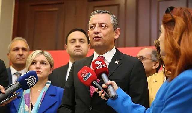 Özgür Özel, Ankara Büyükşehir Belediyesi’ne Kayyum Atanacağı İddialarına Yanıt Verdi: “MİT’e Talimat Verilmiş”