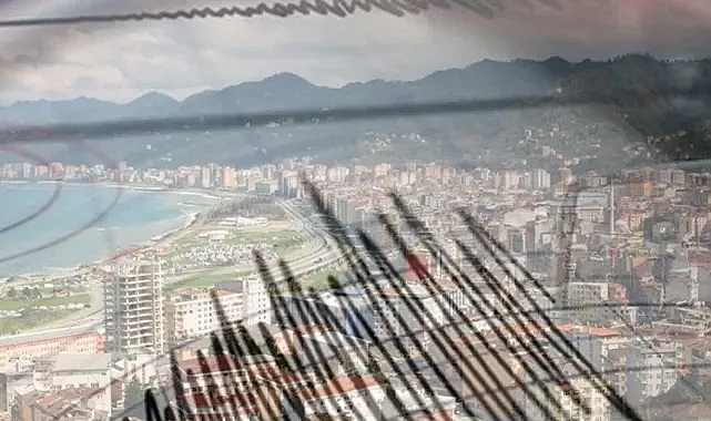 Rize’de 4.7 Büyüklüğünde Deprem!