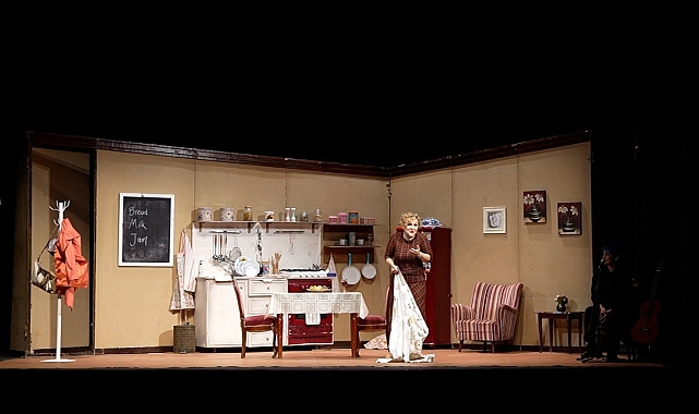 Shirley Valentine Bursa Sahnesinde İzleyiciyle Buluştu