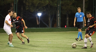 TBMM Personeli İçin Bir Ay Sürecek Futbol Turnuvası Başladı