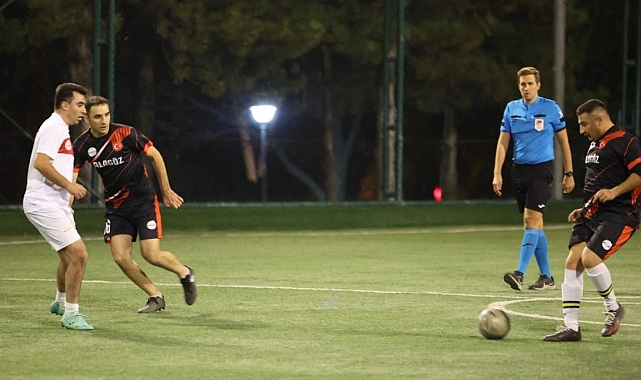 TBMM Personeli İçin Bir Ay Sürecek Futbol Turnuvası Başladı