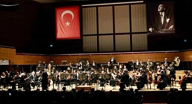 Uludağ İçecek’ten İzmir’de Anlamlı ″Bir Ulus Uyanıyor″ Konseri