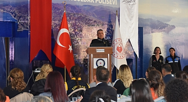 Zonguldak Emniyeti, uyuşturucu ile mücadelede toplumu bilinçlendirmeye devam ediyor