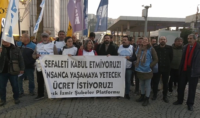 Emekliler 2025 Bütçesini Protesto Etti: "Bizi Daha Çok Yoksullaştıracak"