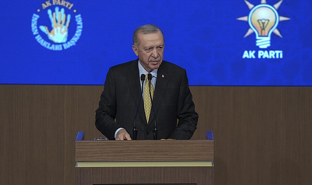 Erdoğan’dan CHP’ye ‘Diktatör’ Yanıtı: Suriye Hapishane Görüntülerini İzlesinler