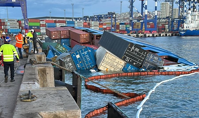 İstanbul Ambarlı Marport Limanı'nda Su Alan Gemi Yan Yattı