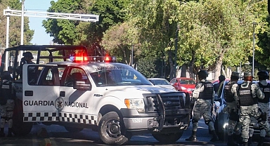 Meksika'da 100'den fazla polise gözaltı