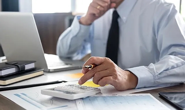 Sözleşmeli Memurlara İkramiye Ödemesi: 950 Bin Çalışana Milyarlarca Lira