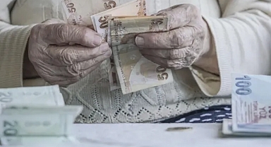 Emekli promosyonlarında rekabet kızıştı: Bankalar ne kadar veriyor?