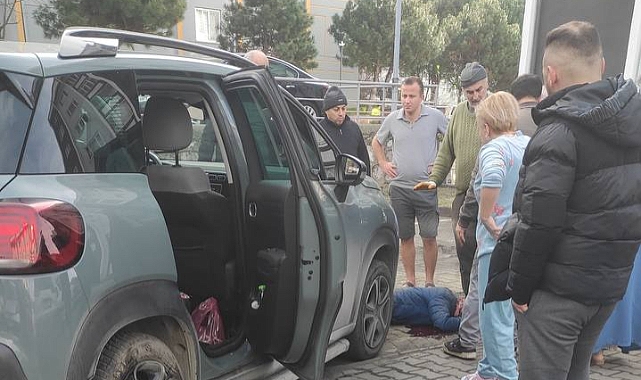 Fren yerine gaza basınca kocasını ağır yaraladı!