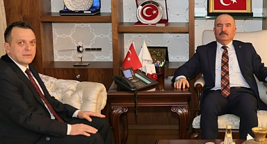 Zonguldak'a atanan müdür, Vali Çalgan'a veda etti