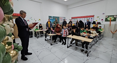 Zonguldak'ta Yarıyıl Tatili Coşkusu: 100 Bini Aşkın Öğrenci Karne Heyecanı Yaşadı