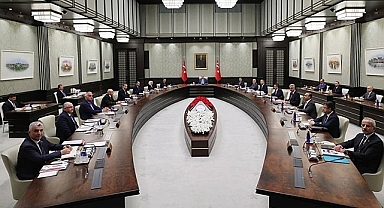 AK Parti kulislerinde 3 bakanlığın bölünmesi konuşuluyor: En büyük sorun o bakanlıkta!