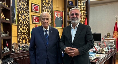 AK Parti'li Mehmet Metiner'den Bahçeli'yle telefon görüşmesi