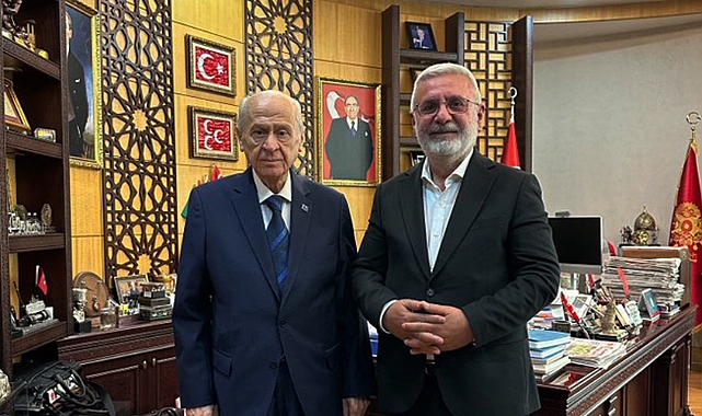 AK Parti'li Mehmet Metiner'den Bahçeli'yle telefon görüşmesi