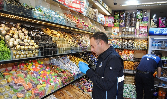 Şanlıurfa’da Çikolata ve Bayram Şekeri Satan İş Yerlerine Sıkı Denetim Yapıldı
