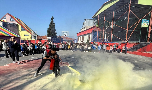 Zonguldak Belediyesi’nden Miniklere Yangın Eğitimi