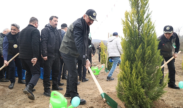 Zonguldak'ta 2 bin 2025 fidan toprakla buluştu