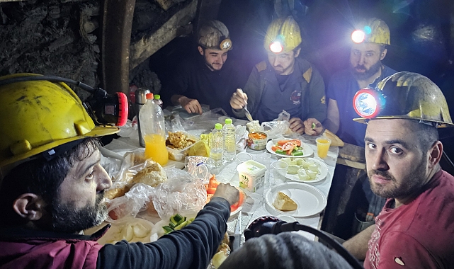 Zonguldaklı madenciler Ramazan Ayını mesai arkadaşlarıyla karşıladı