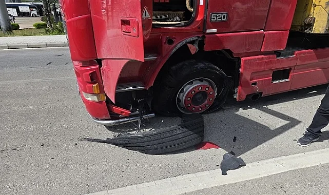 Antalya Kumluca'da trafikte korkutan patlama!