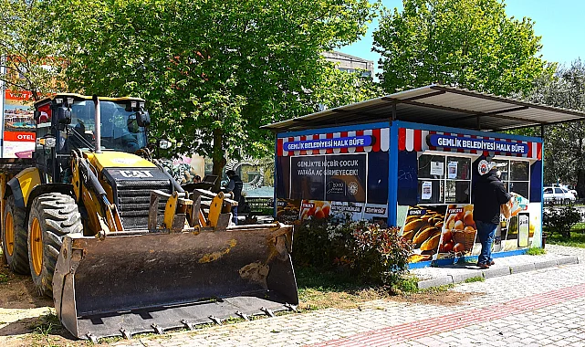 Bursa Gemlik meydanda yaya kaldırımı genişliyor