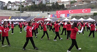 Cumhuriyetin ilk vilayetinde 23 Nisan coşkusu yaşandı