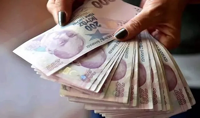 Emekli bayram ikramiyelerinde fark ödeme tarihi belli oldu