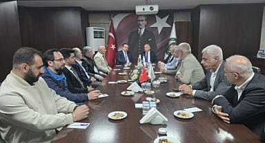 Faruk Çelik, Artvin Ticaret Borsası’nı Ziyaret Etti