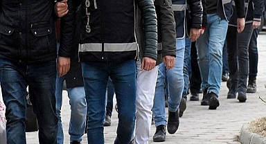 İzmir’de DEAŞ’a Yönelik Operasyon: 13 Şüpheli Gözaltına Alındı