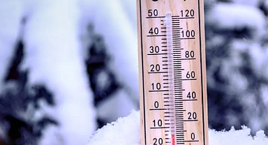 Kayseri’de Nisan Soğuğu: Termometreler -18’i Gördü