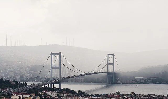 Meteoroloji'den kuvvetli yağış uyarısı! Sıcaklıklar düşüyor!