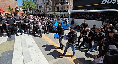 Yolsuzluk soruşturmasında 10 kişi adliyede