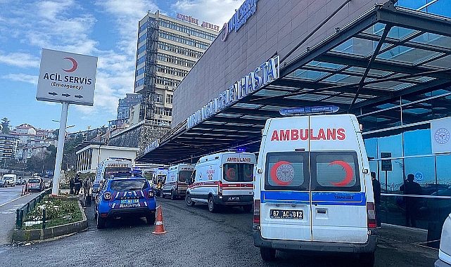 Zonguldak’ta 13 üniversite öğrencisi gıda zehirlenmesi şüphesiyle hastaneye başvurdu