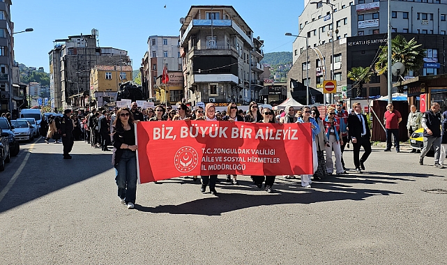 Zonguldak’ta Aile Haftası yürüyüşüyle başladı, Gençlik Haftası coşkusuyla devam etti