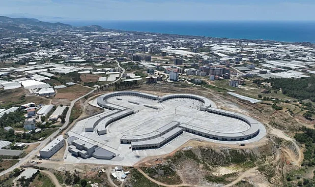 Alanya Toptancı Hali’nde sona yaklaşıldı