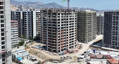 Başkan Tugay'dan Örnekköy’de kentsel dönüşüm denetimi
